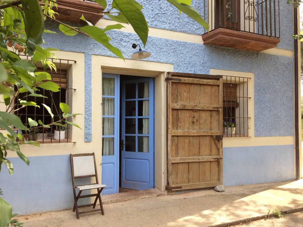 Villa La Casanova De Beuda Camera foto